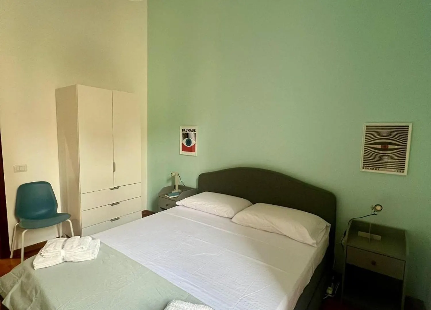 Vomero Hideaway Naples - Family Friendly