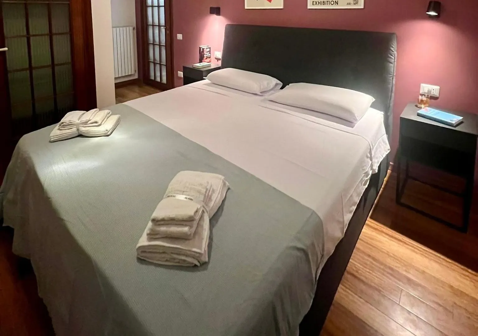 Vomero Hideaway Naples - Family Friendly Apartment